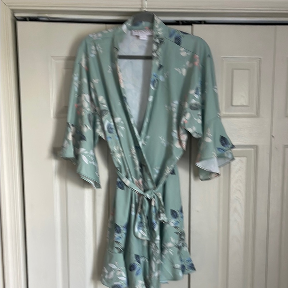 Birdy Grey Floral Wrap robe-Light Green